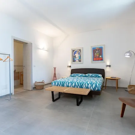 Stunning On Punta Nera Beach, Carloforte Holiday home *